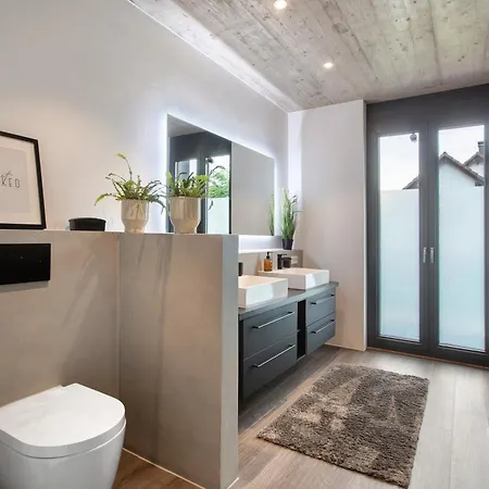 Helle Lichtdurchflutete Apartment